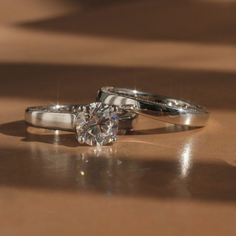 2pcs Women's Zirconia Engagement Ring Set, Copper Base, April Birthstone Finish